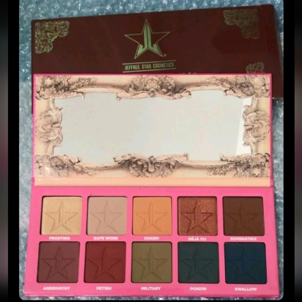 NWT JEFFREE STAR EYE SHADOW PALETTE